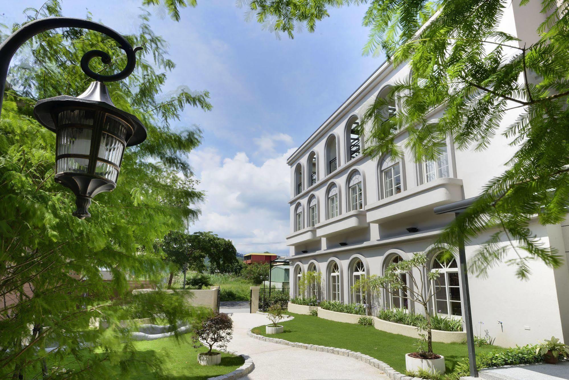 Caffir Garden Hotel Jiji Exteriér fotografie